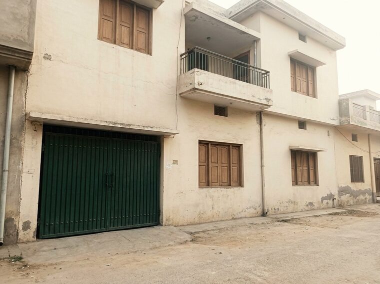 Sample photo of building work started on the neighbouring plot
